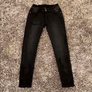 Black stretchy jeans